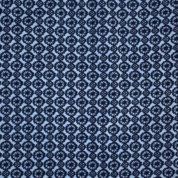 Ann Taylor Black White Mandela Pattern Midi
Skirt Size 14 - Picture 3 of 5